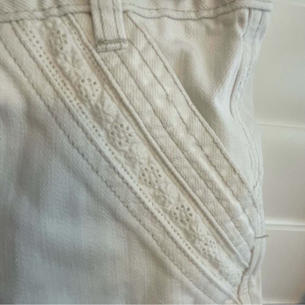 Free People White Shorts - Picture 3 of 4